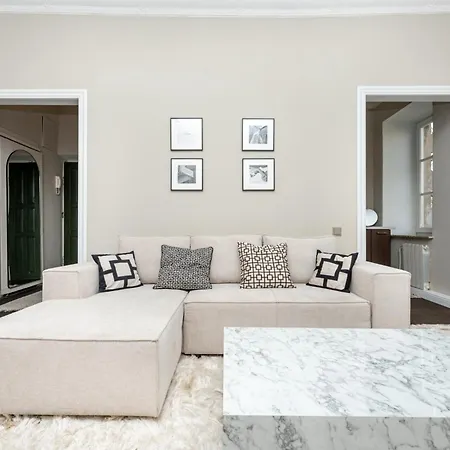 Cosy Oasis In Old Town By Reside Baltic Apartment *