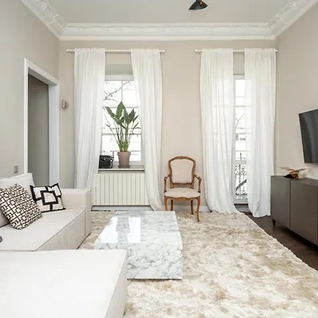 Cosy Oasis In Old Town By Reside Baltic *