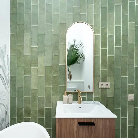 Cosy Oasis In Old Town By Reside Baltic Apartment