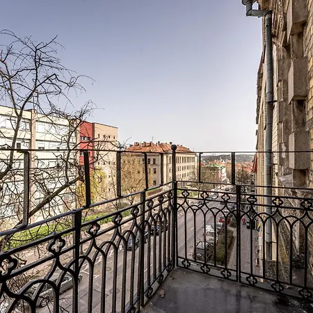 Cosy Oasis In Old Town By Reside Baltic